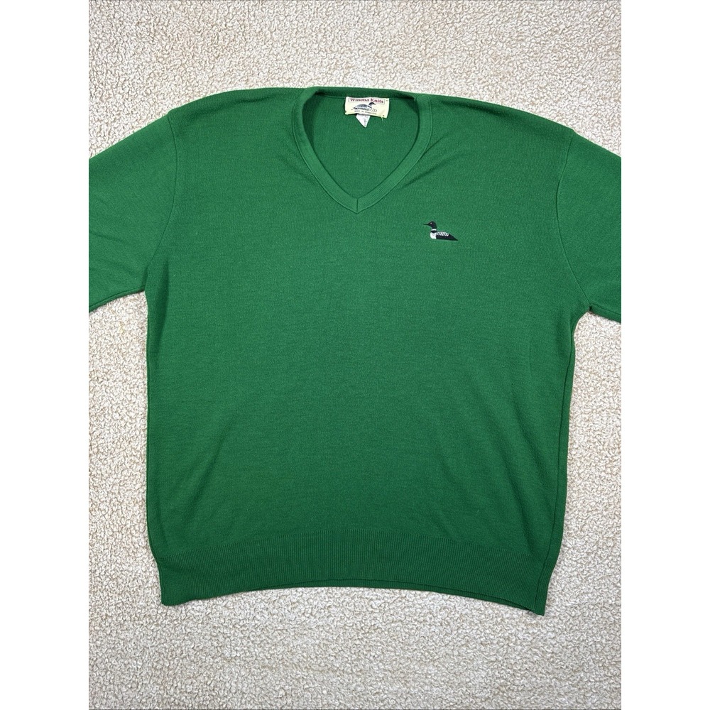 VTG Winona Knits Sweater Men's 2XL 100% Acrylic V Neck Duck Logo Made in USA
